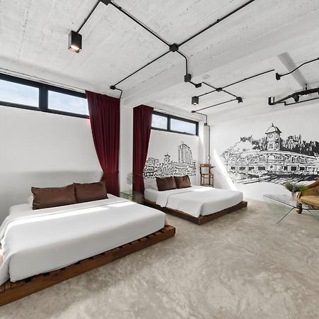 Quip Bed & Breakfast Phuket Ngoại thất bức ảnh