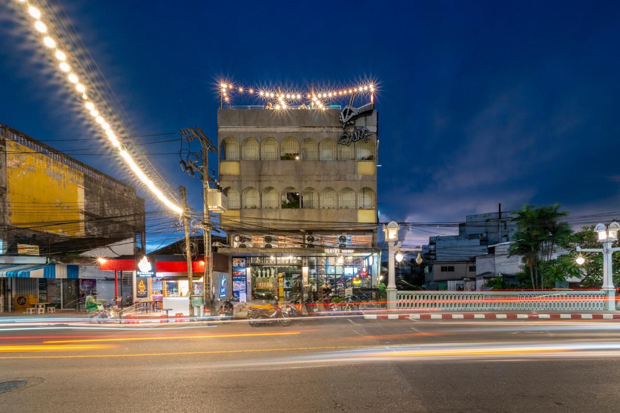 Quip Bed & Breakfast Phuket Ngoại thất bức ảnh