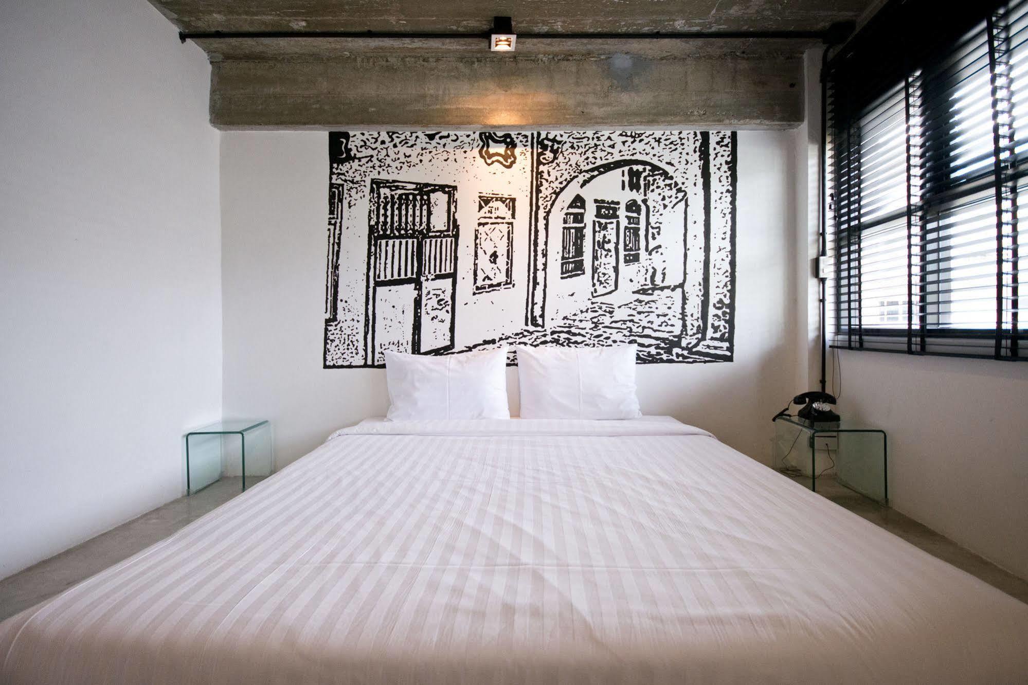 Quip Bed & Breakfast Phuket Ngoại thất bức ảnh